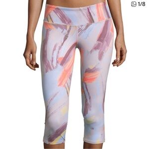 Alo Yoga Airbrush Capri Sport Leggings Workout Running Yoga Size M Crop